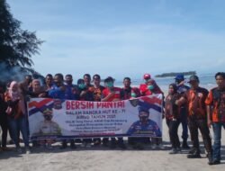 Hut Polairud Bersama PP (Pemuda Pancasila) Bersih-Bersih Pantai Tiku