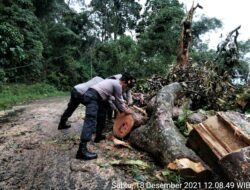 Waka Polres Agam pimpin 1 SSP (satuan setingkat pleton) Untuk Bantu Warga Terdampak Bencana