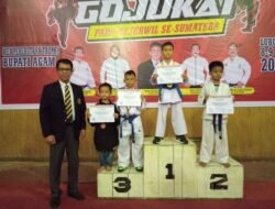 Torehkan Prestasi, Atlet Gojukai Agam Raih Medali Emas