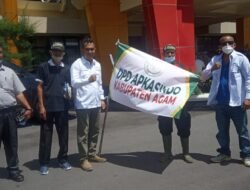 Apkasindo Lakukakan Aksi Damai Di Halaman Kantor Bupati Kabupaten Agam