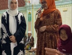 Hj Elza Kurniawati Hadiri Undangan Maulid Nabi Muhammad SAW Di Dusun Tanjung Agung