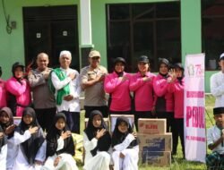 Kapolres Bungo Tinjau Perbaikan Jembatan Menuju Pesantren di Timbolasi *Ba’abul Muarif*