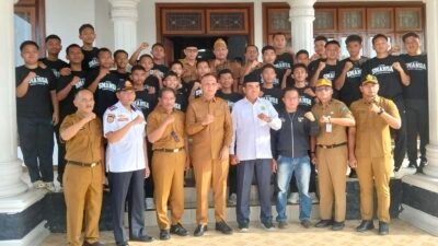 H. Hurmin Lepas Keberangkatan Kontingen Liga Pelajar Tingkat Provinsi Jambi