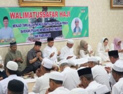 Bupati Sarolangun Hurmin Resmi Lepas Keberangkatan JCH