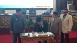 DPRD Bungo Sampaikan Rekomendasi atas LKPJ Bupati dalam Rapat Paripurna