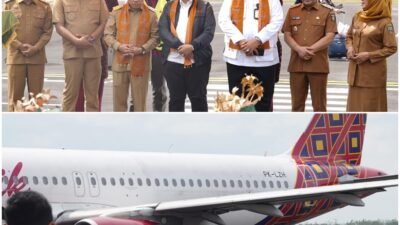 GUBERNUR JAMBI DAN Bupati Bungo SAMBUT PENERBANGAN PERDANA BATIK AIR DI MUARA BUNGO