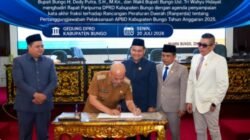 DPRD Kabupaten Bungo Gelar Paripurna Penyampaian Kata Akhir Fraksi terhadap Ranperda Pertanggungjawaban APBD 2025